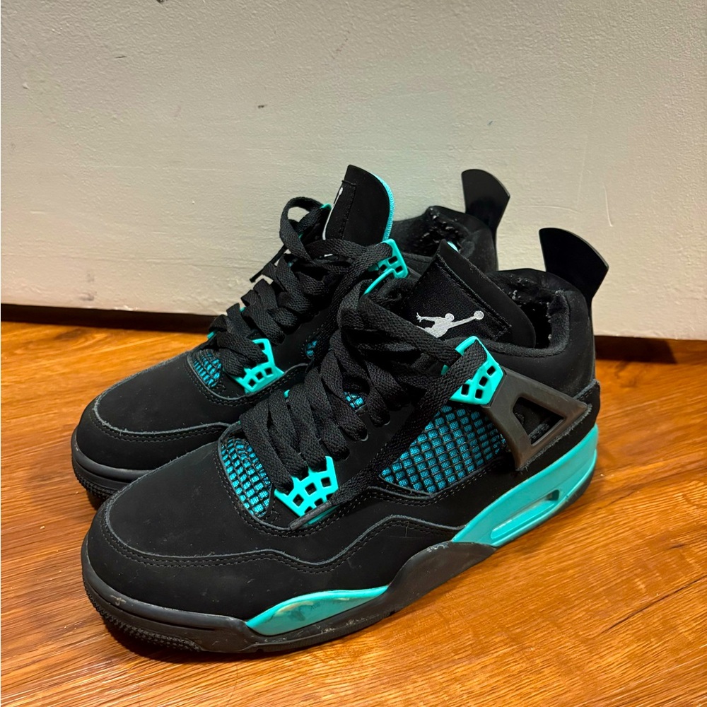Tiffany Blue Jordan 4’s